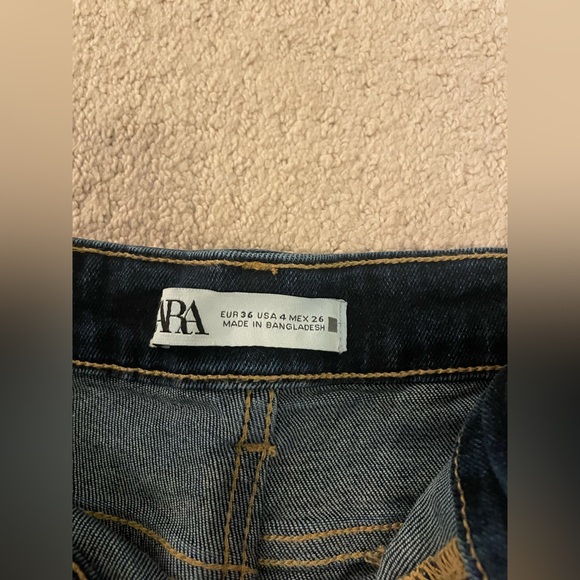 Zara kick crop flare jeans - Picture 2 of 3